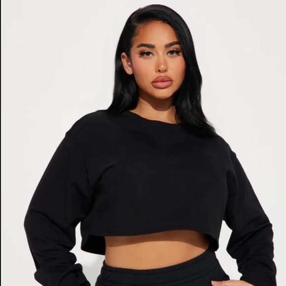 Fashion Nova Black Cropped Top - Picture 1 of 4